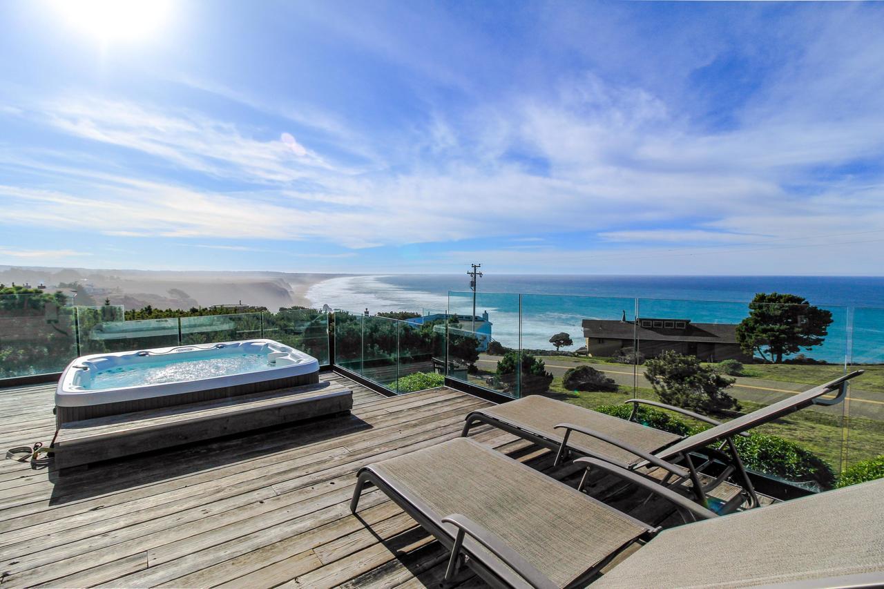 Friederichs' Beach House Manchester Bagian luar foto